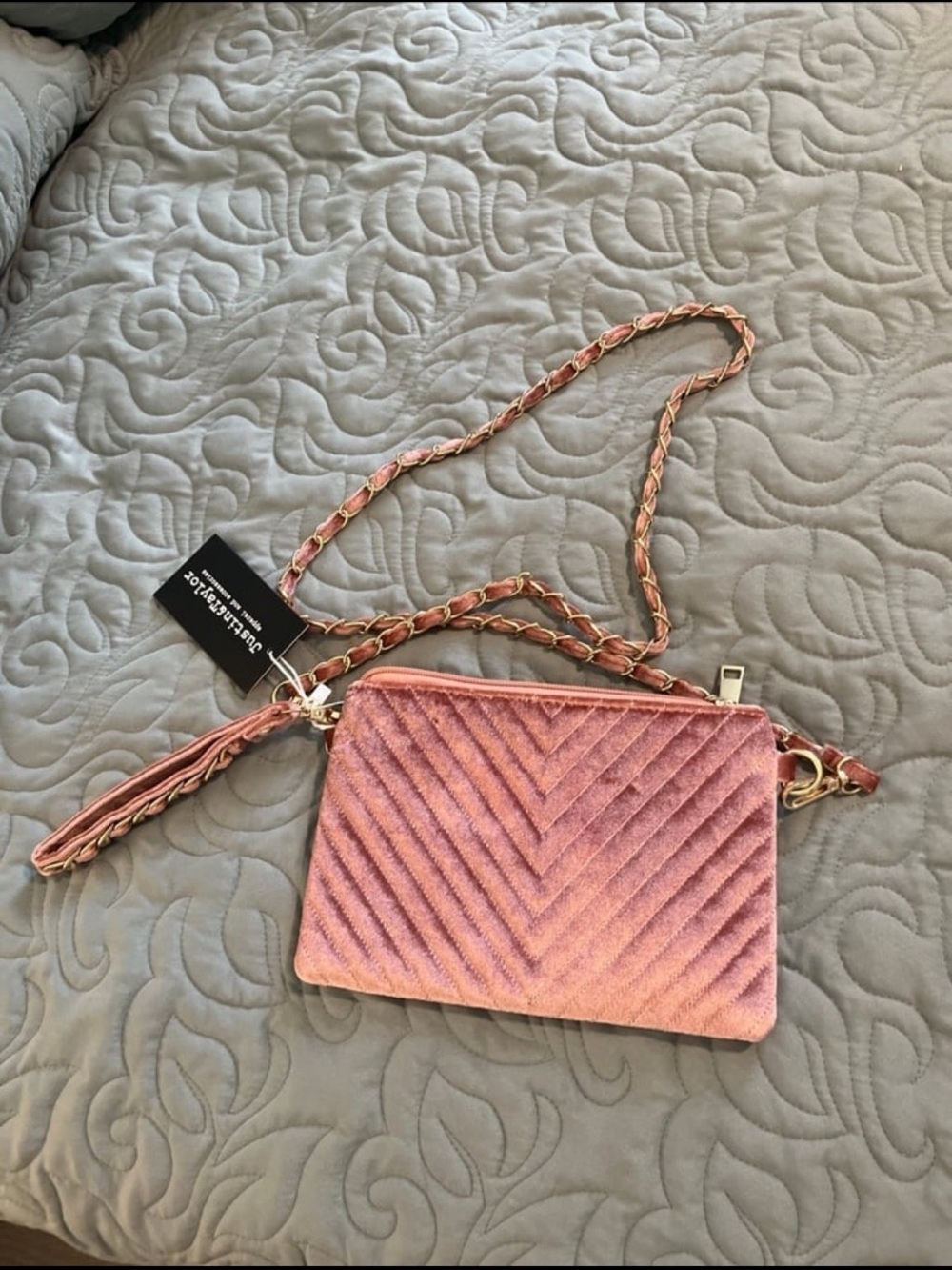 Quilted Velvet Crossbody Bag with Chain Strap - Pink